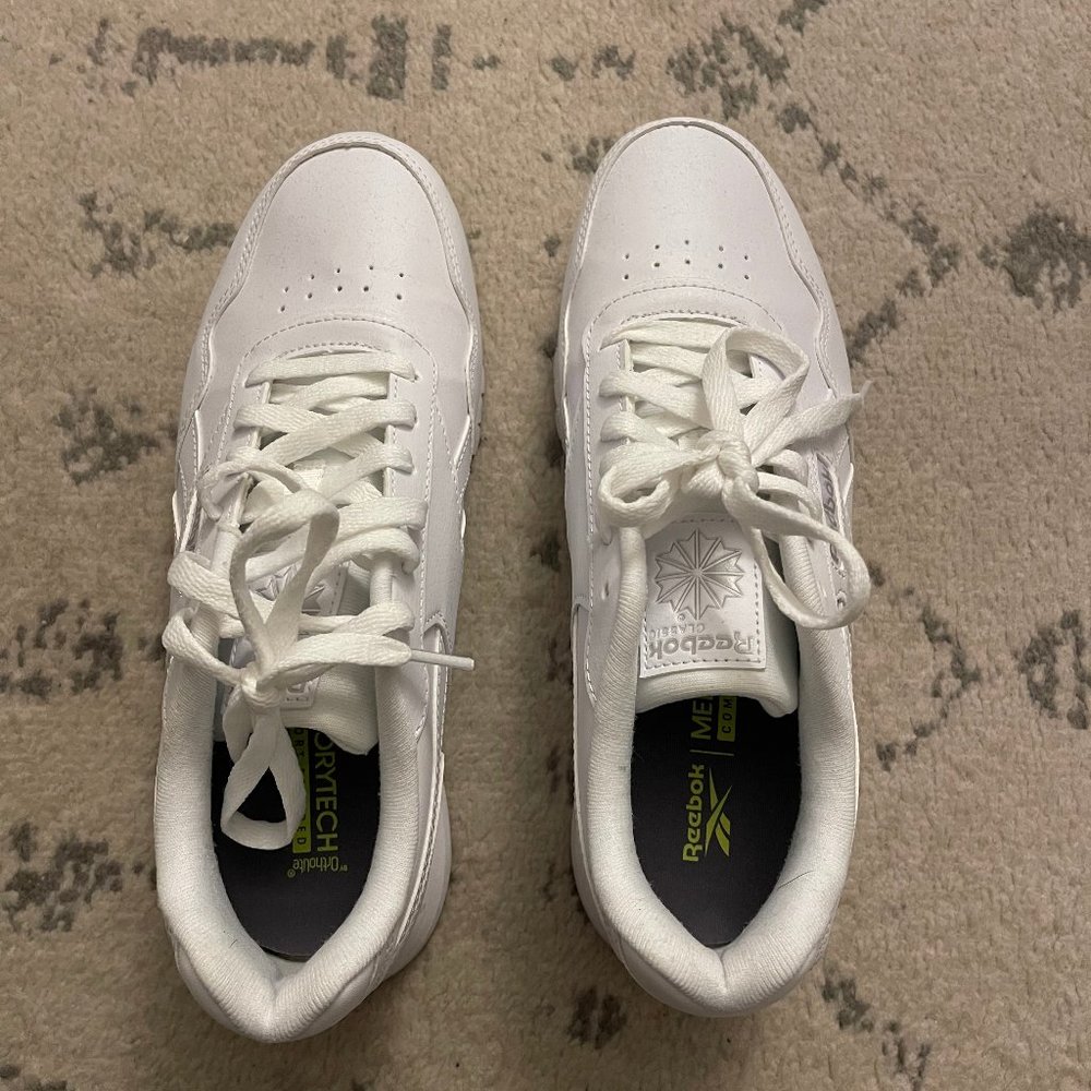 Reebok Women's Classic Harman Run Sneaker | White | Size 8.5